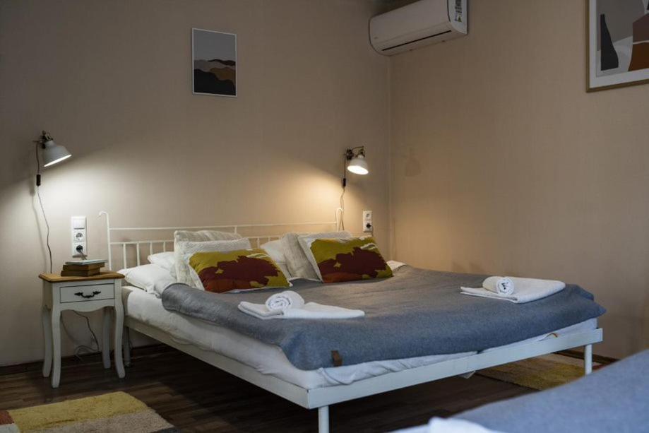 Vagi Apartment Sárvár Екстериор снимка