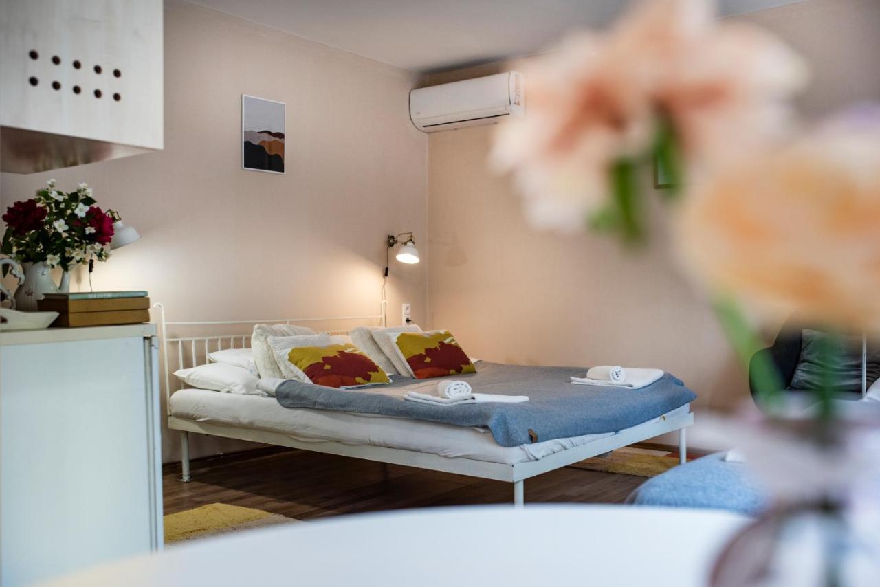 Vagi Apartment Sárvár Екстериор снимка