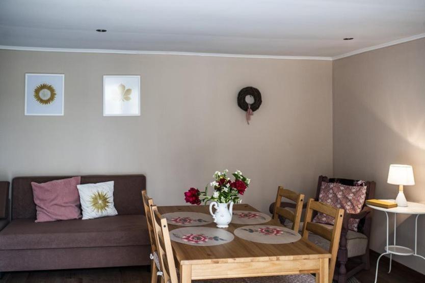 Vagi Apartment Sárvár Екстериор снимка