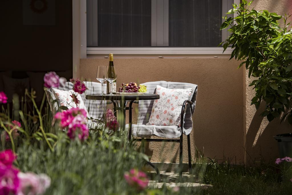 Vagi Apartment Sárvár Екстериор снимка
