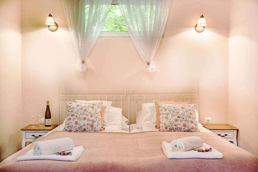 Vagi Apartment Sárvár Екстериор снимка